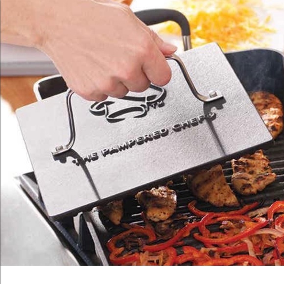 The Pampered Chef Kitchen The Pampered Chef Cast Iron Grill Press